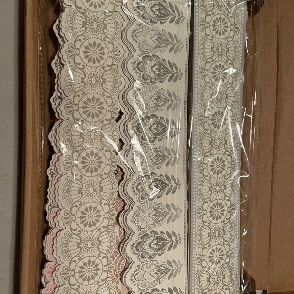 Decorative Lace Patterned Paper Borders. Anna griffin. New